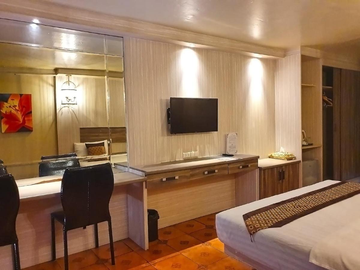The Montana Lodge-Sathorn Bangkok Ngoại thất bức ảnh