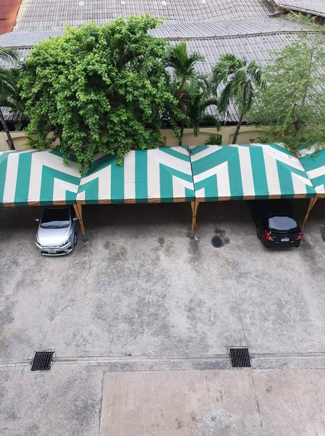 The Montana Lodge-Sathorn Bangkok Ngoại thất bức ảnh