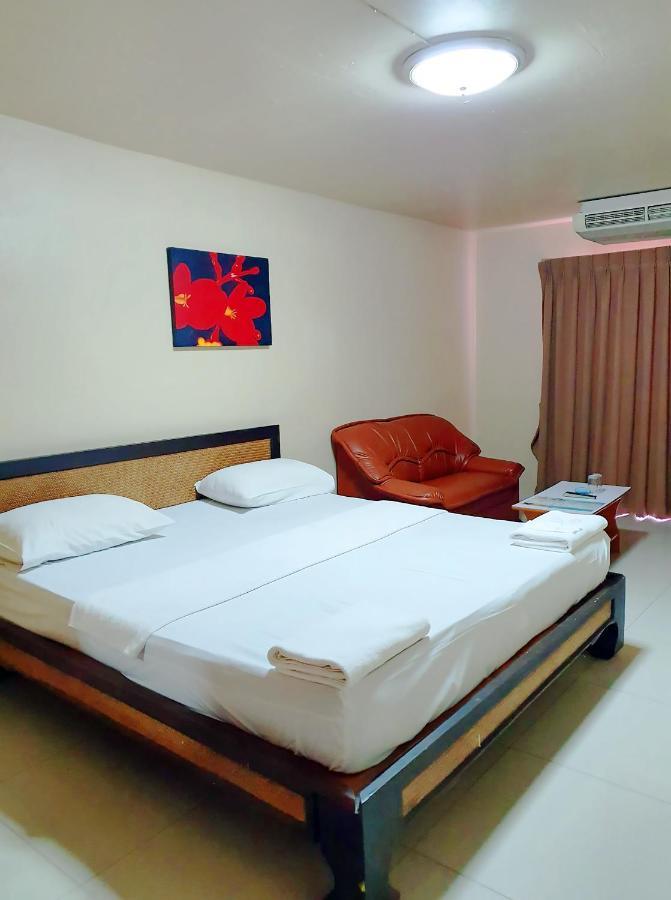 The Montana Lodge-Sathorn Bangkok Ngoại thất bức ảnh