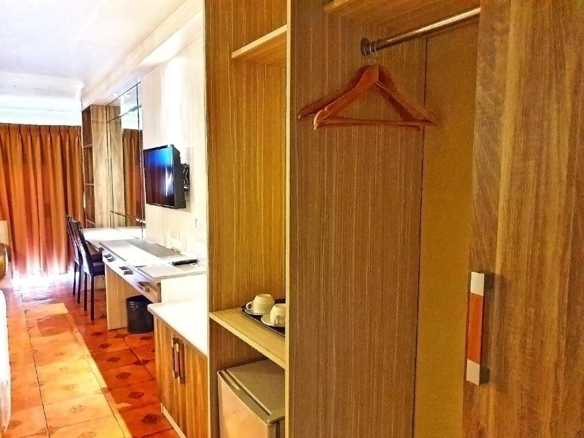 The Montana Lodge-Sathorn Bangkok Ngoại thất bức ảnh