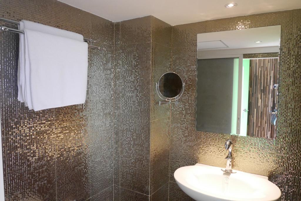 The Montana Lodge-Sathorn Bangkok Ngoại thất bức ảnh
